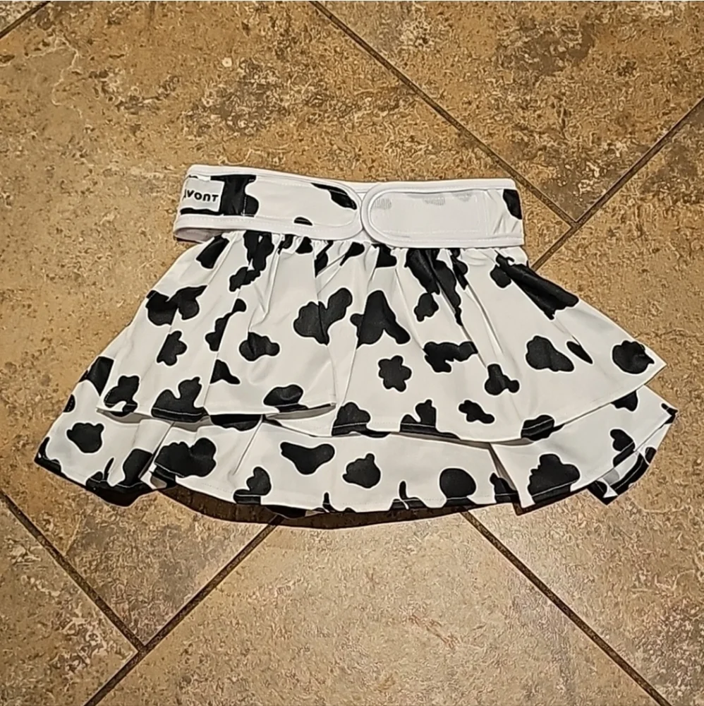 Lot of 2 female washable diapers size XL